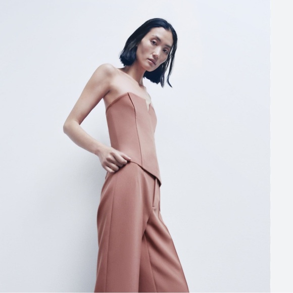 NWOT ZARA SEAMED BUSTIER TOP - Picture 2 of 2